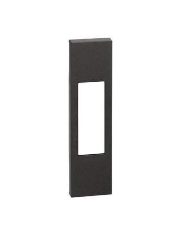 Cover Per Presa Standard Italia 10/16A 1Modulo Nero Living Now BTICINO - KG02